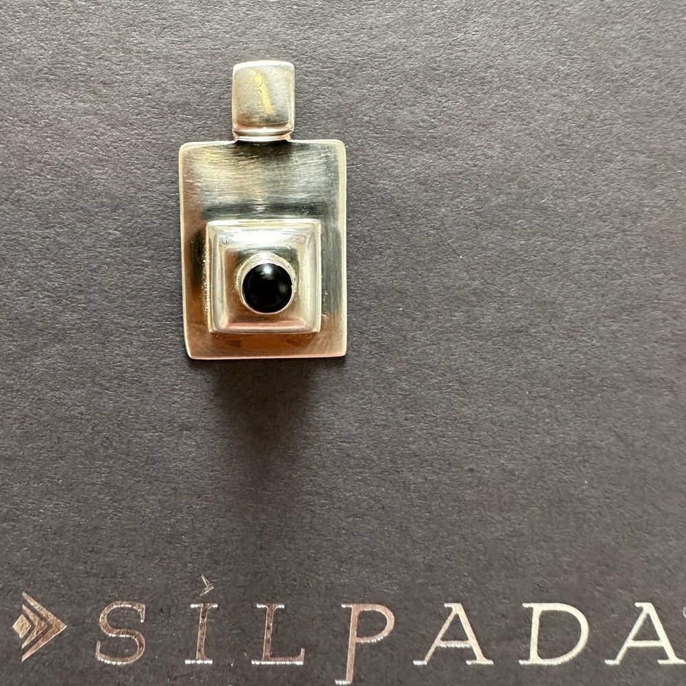 Retired Silpada Sterling Silver and Onyx Pendant 925
